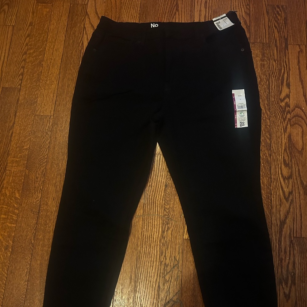 Black high-rise skinny No Boundaries jeans